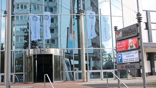 Die Schraubtec Nord 2023 findet am 25. Mai von 9:00 - 15:30 Uhr in der Messehalle Hamburg-Schnelsen statt. Die Schraubtec Nord 2023 findet am 25. Mai von 9:00 - 15:30 Uhr in der Messehalle Hamburg-Schnelsen statt.