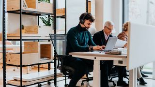 Klare Kommunikation - auf das richtige Headset kommt es an! (Bild: Herweck)