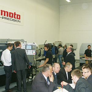 Zahlreiche Fachbesucher fanden den Weg in den Showroom der Okamoto-Europazentrale in Langen.