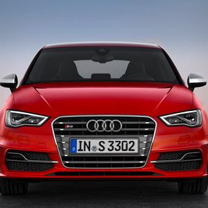 Mit dem S3 hat Audi seiner Kompaktbaureihe das vorläufige Spitzenmodell vorangesetzt.
