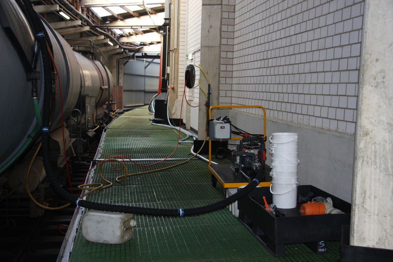 Im Einsatz beim Abpumpen eines Tankzuges (Bild: ASV Stübbe)