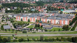 Heute ein Opfer der Flutkastastrophe! Der ZF-Standort in Bad Neuenahr-Ahrweiler! Nicht nur beim Automobilzulieferer ZF stehen jetzt die Bänder bis auf unbestimmte Zeit still. (Bild: ZF Friedrichshafen)