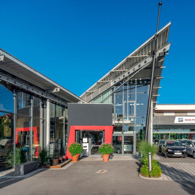 Weeber Die großen Autohändler: Autohaus Weeber