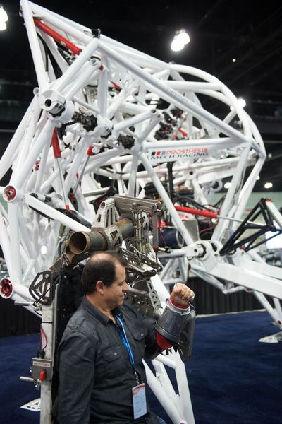 Impressionen des Mech-Racers Prosthesis (Narrative Images)