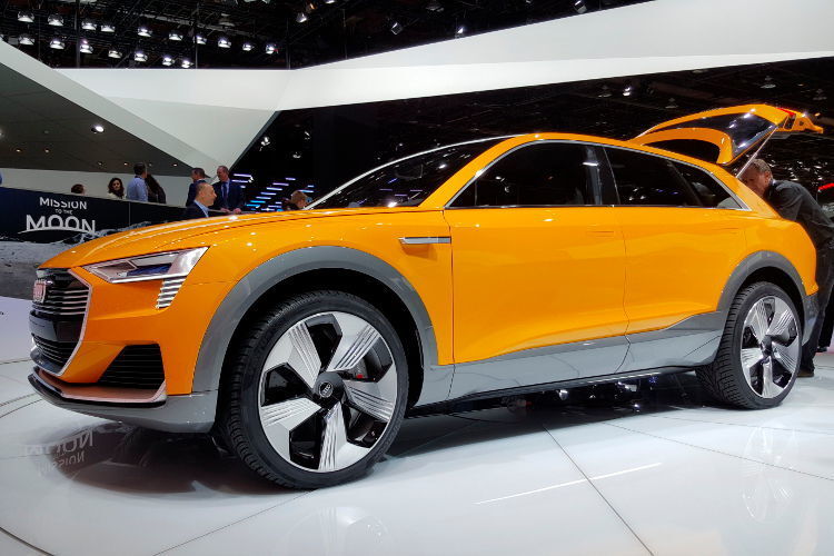 Mit Wasserstoff und neuem Bedienkonzept will die Audi-Studie H-tron überzeugen. (Foto: Jens Meiners)