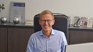 Oliver Bohn ist geschäftsführender Gesellschafter Autohaus Kuhn+Witte. Sein Unternehmen entwickelt er in viele Richtungen weiter. Erfolg ist für ihn dabei immer eine Teamleistung. (Bild: Wolfgang Michel)