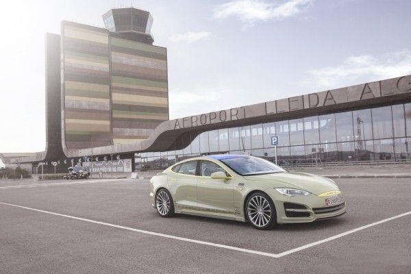 Mit dem vollelektrisch angetriebenen Konzeptfahrzeug „XchangE“ zeigt die Schweizer Ideenschmiede Rinspeed auf dem Genfer Auto-Salon die Zukunft des autonomen Fahrens.  (Rinspeed)