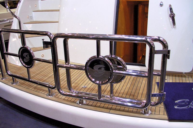 Saubere Arbeit durch den einfach erzeugten Spiegelglanz auf Rundrohren. (Bild: Eisenblätter)