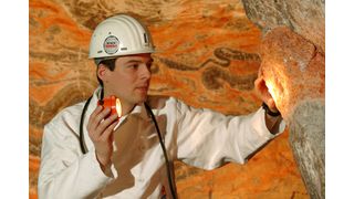 Die Kalilager mit einer Mächtigkeit von 3-8 Metern liegen in einer Tiefe von 500 – 1.000 Metern. Darüber liegende wasserundurchlässige Tonschichten schützen die Lagerstätten vor Grundwasser. (Bild: K+S)