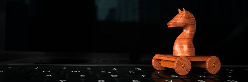Security-Teams müssen herausfinden, wie Cyberkriminelle ins Firmennetzwerk gelangen. Mit Tricks und moderner Technik ist es möglich, die Angreifer hier und da ans Tageslicht zu zwingen. Security-Teams müssen herausfinden, wie Cyberkriminelle ins Firmennetzwerk gelangen. Mit Tricks und moderner Technik ist es möglich, die Angreifer hier und da ans Tageslicht zu zwingen.