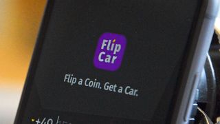 Händler und Privatleute, die von A nach B reisen wollen, für Überführungsfahrten zusammenbringen – das ist die Idee des Start-ups Flipcar. (Achter/»kfz-betrieb«)