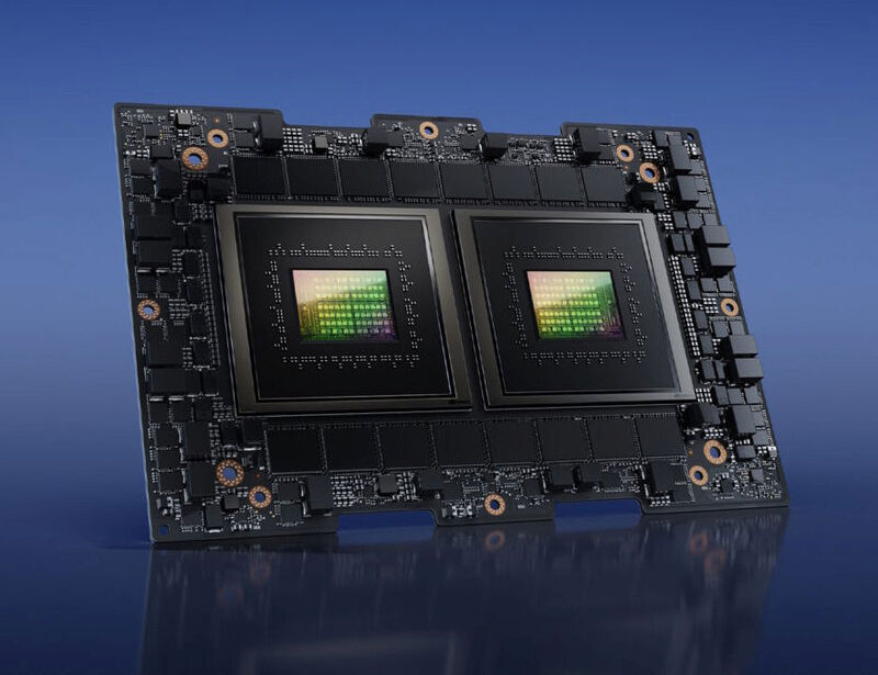 In Tests mit echten CPU-Workloads hat der Superchip mit „Nvidia Grace“-CPU  im Rechenzentrum einen zweifachen Leistungszuwachs gegenüber x86-Prozessoren bei gleichem Stromverbrauch gezeigt.