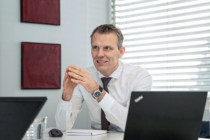 «Unternehmen müssen sich fit machen, das heisst in Innovationen investieren.» Josua Burkart, M.A. HSG, Managing Director  (Thomas Entzeroth)