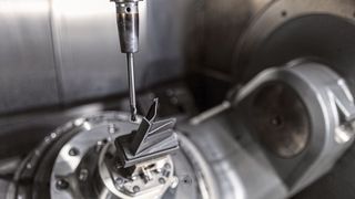 TVB weiß, mit welchen Parametern die C 22 U das spröde Material bearbeiten muss, damit es nicht bricht. (Bild: Hermle)