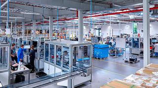 Phoenix Contact E-Mobility expandiert in Polen und in Deutschland: Neue Produktions- und Lagerflächen dienen zur Herstellung von AC- und DC-Ladekabeln. (Phoenix Contact E-Mobility)