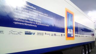 CFK-Anwendung: Seitenwand eines Kühllasters (BILDER: LAMILUX) (Archiv: Vogel Business Media)