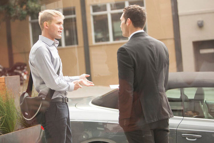 Auf Wunsch übergibt ein Concierge das Auto, der alles erklärt und einstellt. (Foto: Audi)