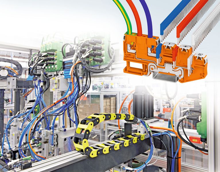 Bild 1: Sensor-Aktor-Klemmen erschließen mit der Push-in-Technik mehr Platz bei der Verdrahtung maschinentechnischer Funktionen – das erleichtert die Montage wesentlich. (Bild: Phoenix Contact)