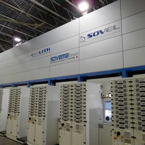 Die Sovema-Gruppe ist ein führender, international tätiger Anbieter von Anlagen zur Fertigung hochwertiger Batteriezellen. Ihr neuer Besitzer Schuler bringt die Expertise zum Vernetzen von Anlagen und zur Automatisierung ins Spiel. Europas geplante Gigafabriken für die Batteriefertigung sollen davon profitieren.(Bild:  Sovema)