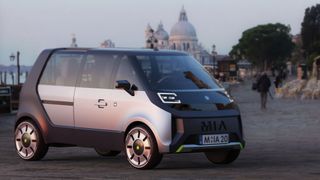 Das Desgin des Mia 2.0 von Fox E-Mobility stammt wie auch schon beim Ursprungsmodell vom ehemaligen VW-Designer Murat Günak. (Fox E-Mobility)