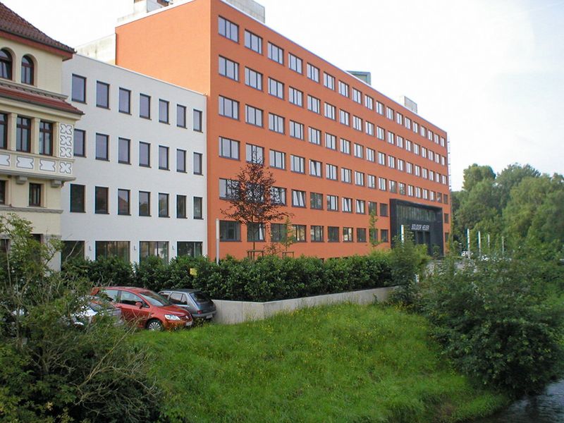 Neben Standardprodukten wie Metallrahmendübeln, Schlüsselringen oder Codierschlössern bietet Solidor Heuer im thüringischen Heiligenstadt eine breite Palette von Lohnfertigungsleistungen an. (Bild: Heuer)