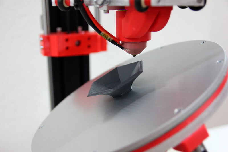 3D-Drucker mit beweglicher Druckplatte (ZHAW)