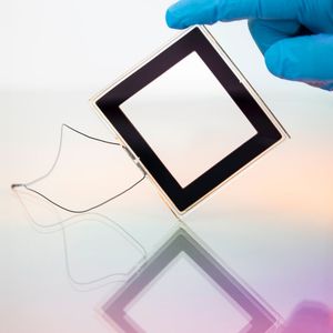 Perovskites have excellent properties: They absorb light particularly efficiently and conduct the generated electricity well.(Source:  Perovskia Solar)