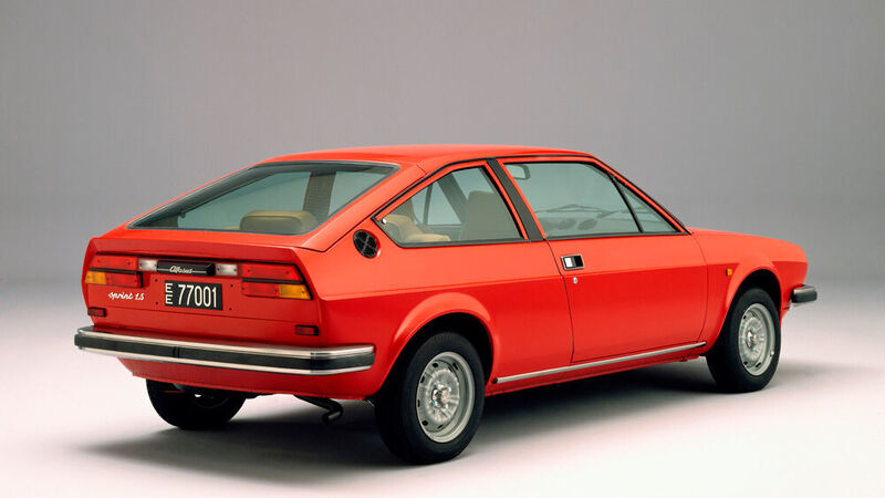 1979 kommt die neue Spitzenmotorsierung mit 95 PS. (Alfa Romeo Stellantis)