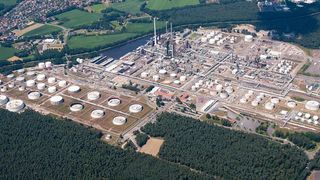 Die BP-Raffinerie in Lingen in Nordwest-Deutschland soll Wasserstoff umweltfreundlich produzieren. (BP)