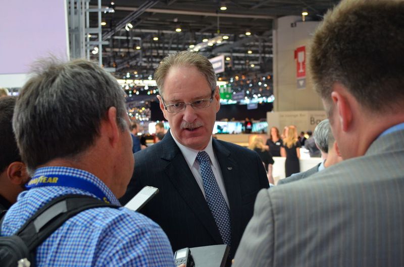 Cadillac-Chef Johan de Nysschen musste ausführlich erläutern, dass GM nicht auch noch seine Premiummarke aus Europa abzieht. (Rehberg / »kfz-betrieb«)