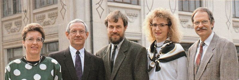 L'équipe du MSM en 1992. De gauche à droite : Claire Bruand (secrétaire de rédaction), Jacques ​Deladoey (vente des annonces en suisse romande pour le MSM et son pendant alémanique SMM), Jean-René Gonthier (rédacteur), Ariane Demont (secrétaire des ventes) et Edouard Huguelet (rédacteur en chef).