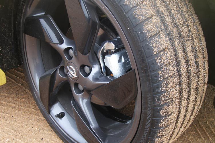 Die Felgen – echte Hingucker. (Foto: Rehberg)