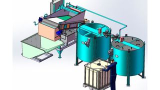 Die Pendelanlage im Vordergrund, daran anschließend der schräg gestellte Endlosfilter, darunter der Entwässerungscontainer. (Leiblein)
