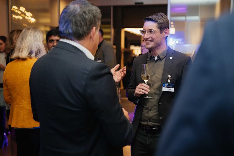 Thomas Heinz (Mitte) von Okta. (Bild: Manuel Emme Fotografie)