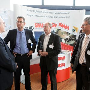 Der SMM ist Hauptmedienpartner und Sponsor des Swissmem-Symposiums. Im Bild rechts Beat F. Brunner (Bereichsleiter Fachgruppen, Swissmem).