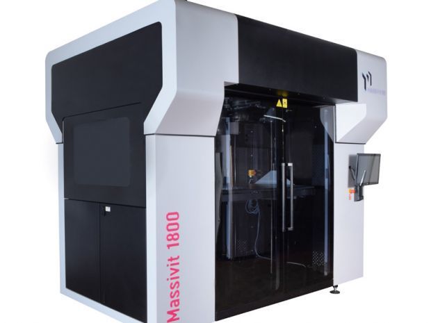 Platz 10: Massivit 3DDie GDP-Technologie wurde von ‚Massivit 3D‘ aus Israel patentiert. Dank einer Kombination aus Deposition und Stereolithographie lassen sich mit dieser Technik sehr große Objekte innerhalb kurzer Zeit drucken. Das Verfahren funktioniert folgendermaßen: der Drucker extrudiert ein gelartiges Filament. Dieses wird direkt anschließend mit UV-Licht ausgehärtet.(Bild:  Massivit 3D)
