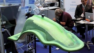 Aus streichbarem Silikon hergestellte Hauben lassen sich bis zu 500 Mal wiederverwenden.  (Bild: Kraus)