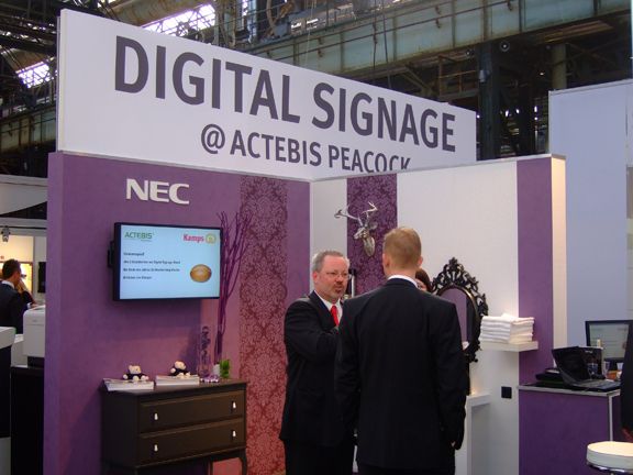 Digital-Signage-Musterlösungen für Bäcker und Friseure sind bereits im Einsatz (Archiv: Vogel Business Media)