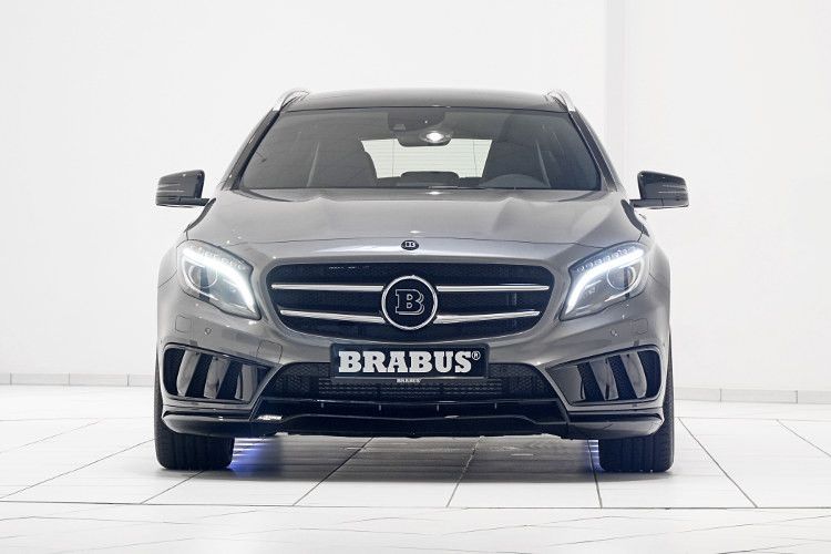 Entweder 25 Millimeter tiefer oder 30 Millimeter höher kann man sich den GLA legen lassen. (Foto: Brabus)