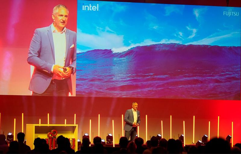 Louis Garnier begrüßt die zahlreichen Gäste zu den Fujitsu Experience Days in München. (Bild: Fujitsu)