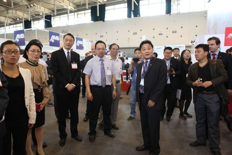 Auch hochrangige politische Delegationen kamen zur Messe. (Bild: AMB China)