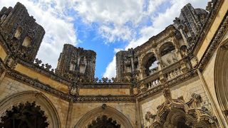 Manch ein Projekt erscheint zunächst attraktiv, ist aber schon vor seiner Fertigstellung nicht mehr zeitgemäß und muss vielleicht sogar aufgegeben werden. (Bild: Antonio Sessa)