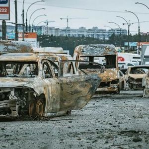 250.000 Fahrzeuge sind in der Ukraine seit Kriegsbeginn zerstört worden.(Bild:  Łukasz Solski)