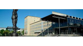 Der Freistaat Sachsen, im Bild das Parlaments­gebäude, baut seine eAkte weiter aus (© Sächsischer Landtag/Steffen Giersch)