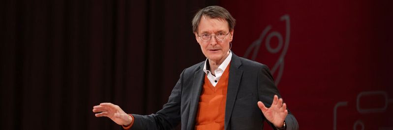 Bundesgesundheitsminister Karl Lauterbach hat in seiner Eröffnungsrede auf der DMEA 2023 für die weitere Digitalisierung im Gesundheitswesen geworben