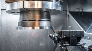 High-precision machining of a gearbox housing on an Emag VL 6. (Image:Emag)