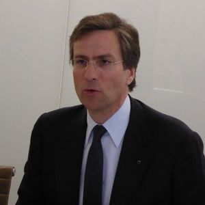 „Wir merken ein deutliches Absatzwachstum der Festkörperlaser im Vergleich zu den CO2-Lasern. Wir sind bereits bei etwa 50/50 und weiteres Wachstum ist erwartbar“, eklärt Dr.-Ing. Mathias Kammüller, Vorsitzender des Geschäftsbereichs Werkzeugmaschinen.