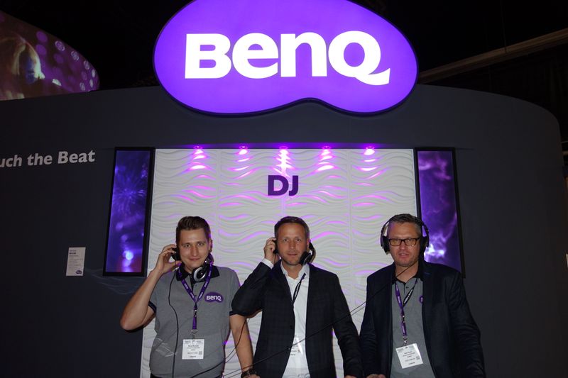 DJs in the house (v. l.) Marcel Murawski, Guido Forsthövel und André Hoock, BenQ. (Bild: IT-BUSINESS)