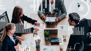 Dass Software nicht mehr nur von einigen wenigen IT-Spezialisten ausgewählt und eingekauft wird, fördert die Agilität von Organisationen.  (Bild: Blue Planet Studio - stock.adobe.com)