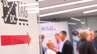 Auch beim diesjährigen DC/DC-Wandler-Tag am 23. Oktober bietet die begleitende Fachausstellung wieder Gelegenheit zum intensiven Austausch zwischen den Teilnehmern. (Bild: J. Untch / Vogel Communications Group GmbH & Co. KG)